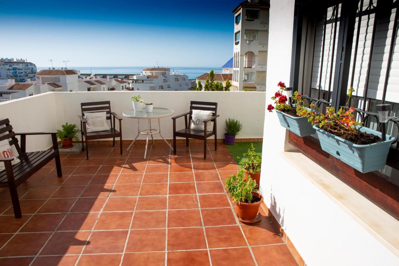 Puerto Deportivo Estepona Esterno foto