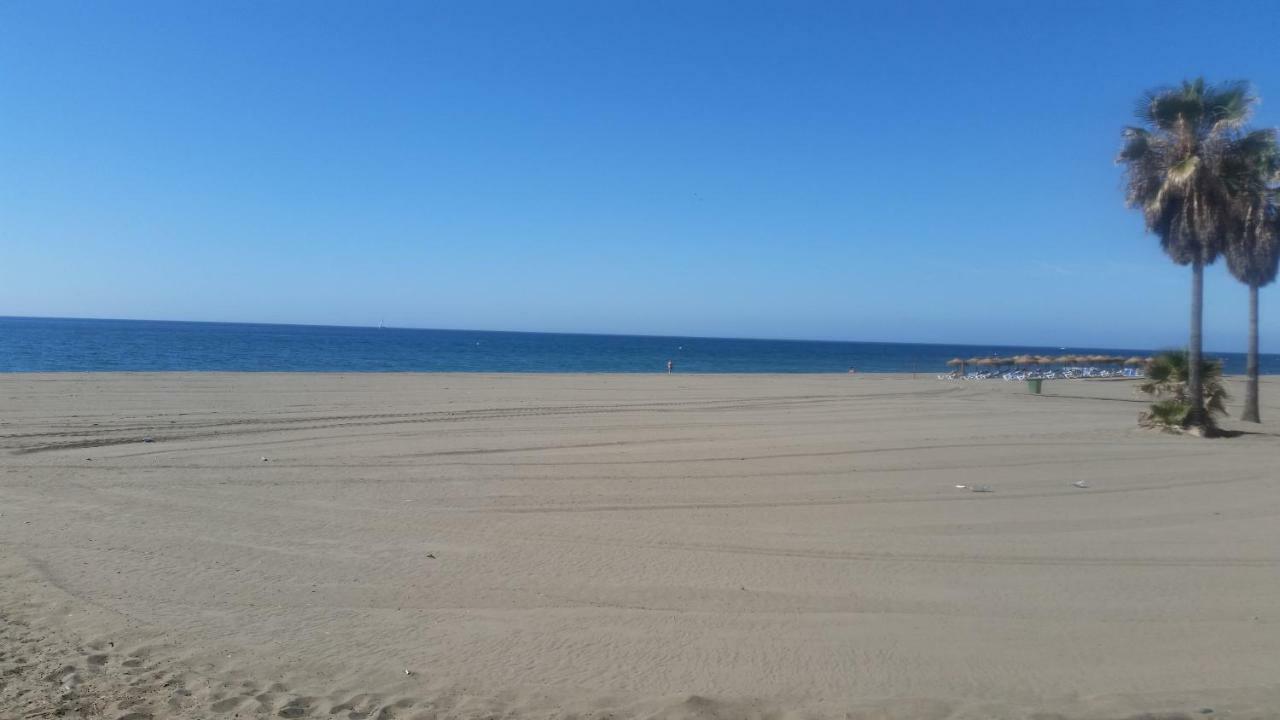 Puerto Deportivo Estepona Esterno foto