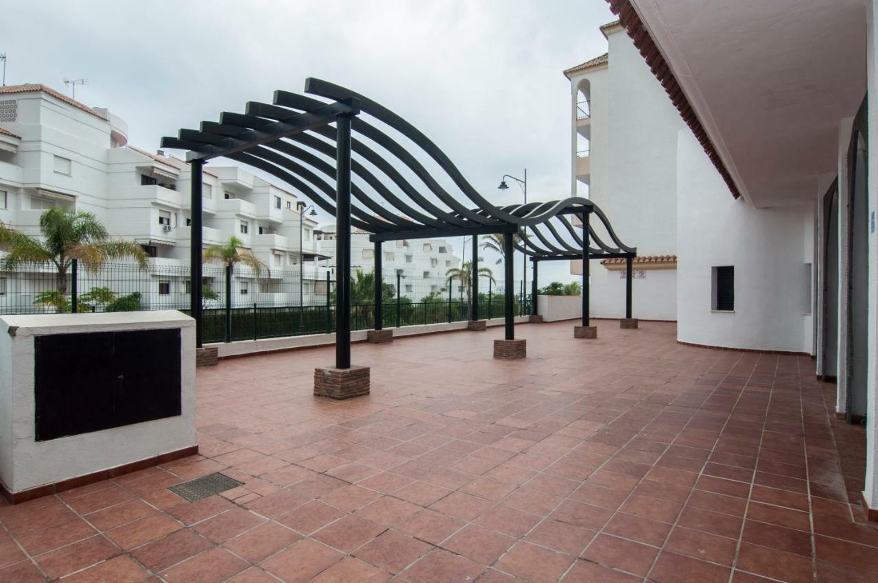Puerto Deportivo Estepona Esterno foto